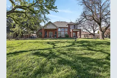 6404 Stone Creek Meadow Court, Fort Worth, TX 76137 - Photo 32