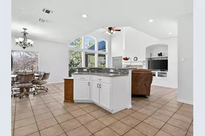 6404 Stone Creek Meadow Court, Fort Worth, TX 76137 - Photo 10