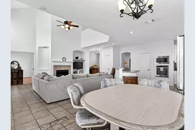 6404 Stone Creek Meadow Court, Fort Worth, TX 76137 - Photo 8