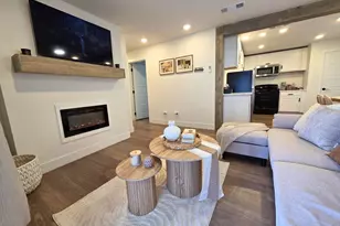 6044 Prothrow St, Fort Worth, TX 76112 - Photo 4