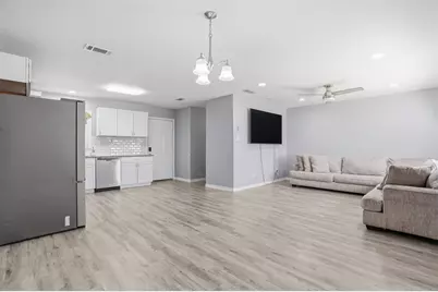 1540 Roma Lane, Fort Worth, TX 76134 - Photo 4