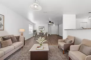 108 Thoroughbred Dr, Krum, TX 76249 - Photo 2