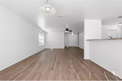 108 Thoroughbred Drive, Krum, TX 76249 - Photo 6