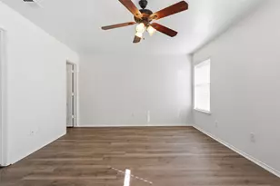 108 Thoroughbred Dr, Krum, TX 76249 - Photo 14