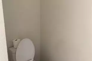 904 Valleybrook Dr, Lewisville, TX 75067 - Photo 16