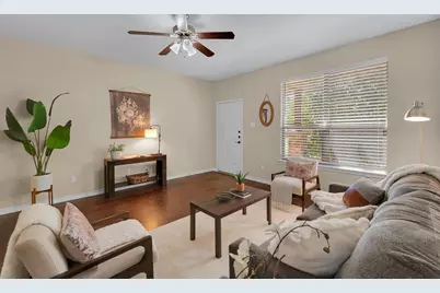 137 Flat Creek Drive, Robinson, TX 76706 - Photo 6