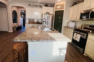 15725 Barton Ridge Dr, Fort Worth, TX 76177 - Photo 4