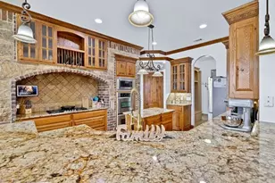 12901 Smokey Ranch Dr, Fort Worth, TX 76052 - Photo 8