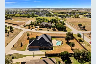 12901 Smokey Ranch Drive, Fort Worth, TX 76052 - Photo 36