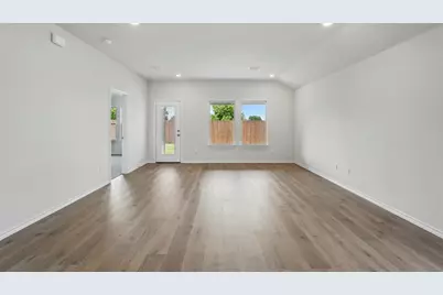 2040 Bobby Ashcraft Drive, Lindale, TX 75771 - Photo 12