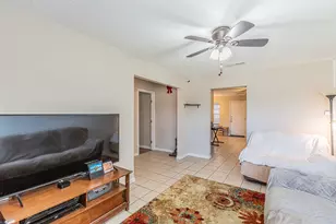 10 E Mountain Creek Dr, Grand Prairie, TX 75052 - Photo 10