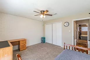 10 E Mountain Creek Dr, Grand Prairie, TX 75052 - Photo 22