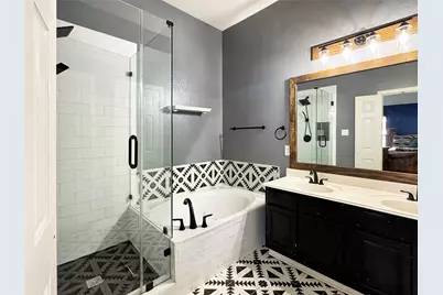 5228 Lake Grove Drive, Grand Prairie, TX 75052 - Photo 18