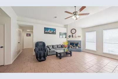 6702 Valley Branch Drive, Arlington, TX 76001 - Photo 4