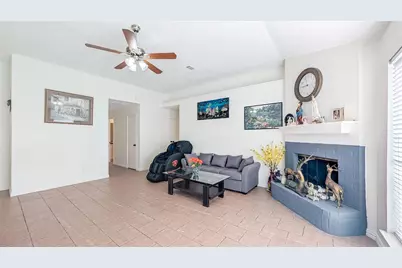 6702 Valley Branch Drive, Arlington, TX 76001 - Photo 6