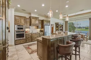 1404 Amsterdam Ct, Granbury, TX 76048 - Photo 12