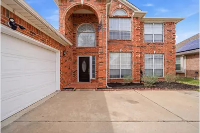 8641 Shadow Trace Drive, Fort Worth, TX 76244 - Photo 2