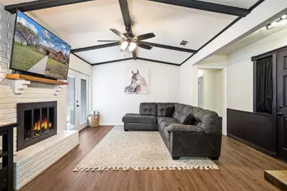 107 High School Drive, Waxahachie, TX 75165 - Photo 4