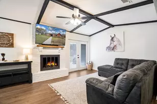 107 High School Dr, Waxahachie, TX 75165 - Photo 12