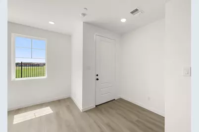 5708 Lakeview Drive, Watauga, TX 76148 - Photo 14