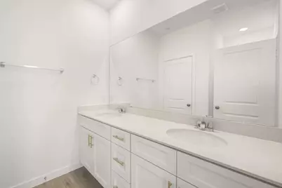 5708 Lakeview Drive, Watauga, TX 76148 - Photo 10