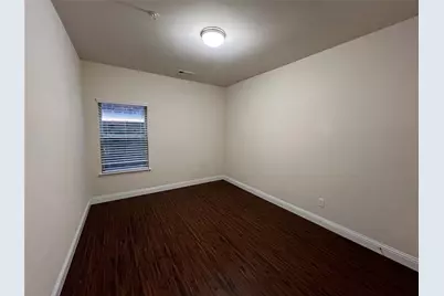 587 Hampshire Drive, Lewisville, TX 75067 - Photo 12