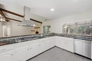 1020 Cedar Trail Dr, Cedar Hill, TX 75104 - Photo 20