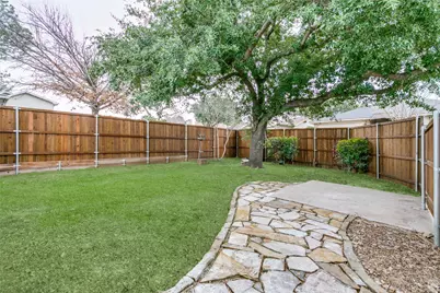 318 Creekmeadow Lane, Lewisville, TX 75067 - Photo 32