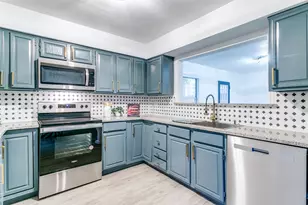 318 Creekmeadow Ln, Lewisville, TX 75067 - Photo 12