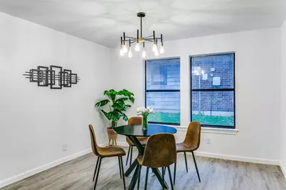 318 Creekmeadow Lane, Lewisville, TX 75067 - Photo 8