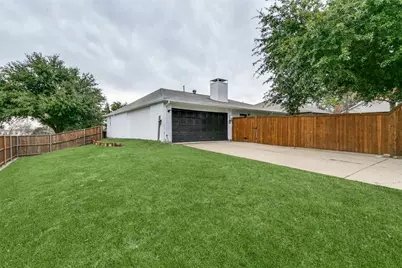 318 Creekmeadow Lane, Lewisville, TX 75067 - Photo 34