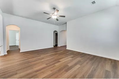 9709 Dan Meyer Drive, Fort Worth, TX 76140 - Photo 6