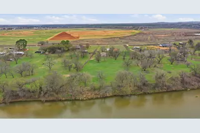 15001 Mitchell Bend Court, Granbury, TX 76048 - Photo 6