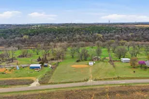 15001 Mitchell Bend Ct, Granbury, TX 76048 - Photo 2