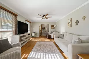 1704 S Houston St, Kaufman, TX 75142 - Photo 8