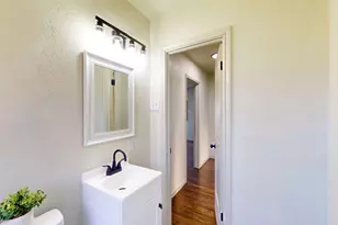 2842 Carlson Dr, Dallas, TX 75235 - Photo 28