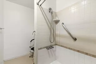 1905 Alamo Dr, Arlington, TX 76012 - Photo 24