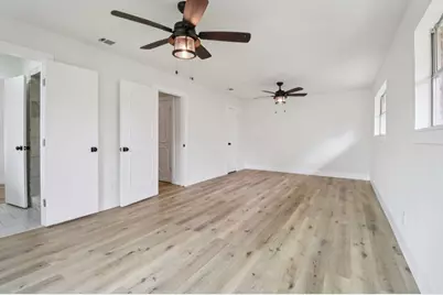 1835 E Cedar Elm Drive, Arlington, TX 76012 - Photo 28