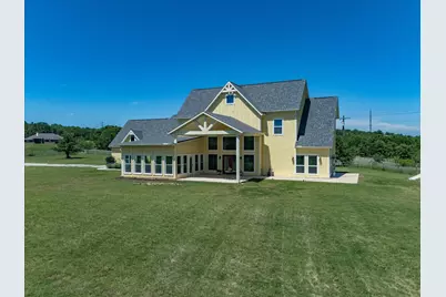 2025 County Road 1792, Sunset, TX 76270 - Photo 2