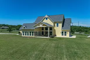 2025 Co Rd 1792, Sunset, TX 76270 - Photo 2