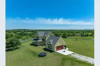 2025 County Road 1792, Sunset, TX 76270 - Photo 4