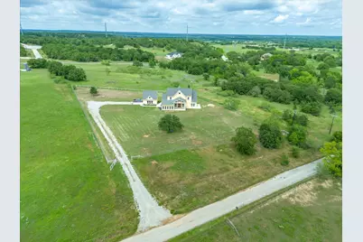 2025 County Road 1792, Sunset, TX 76270 - Photo 36