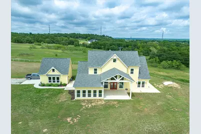 2025 County Road 1792, Sunset, TX 76270 - Photo 2