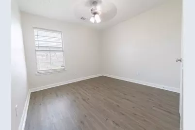 1348 E Maddox, Fort Worth, TX 76104 - Photo 16