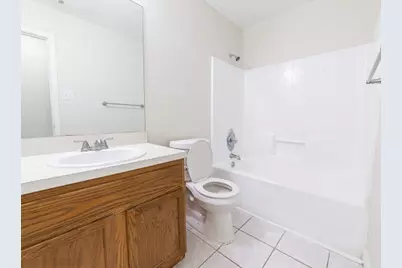 1348 E Maddox, Fort Worth, TX 76104 - Photo 18