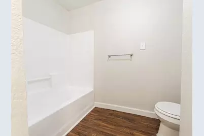 1348 E Maddox, Fort Worth, TX 76104 - Photo 10