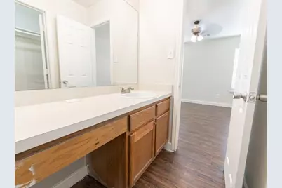 1348 E Maddox, Fort Worth, TX 76104 - Photo 12