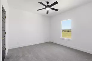 6657 Buffalo Rdg Cir, Godley, TX 76044 - Photo 18