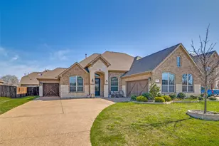 9615 Edgeway Cir, Rowlett, TX 75089 - Photo 2