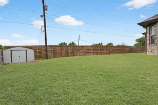 102 S Meadow Dr, Ferris, TX 75125 - Photo 26